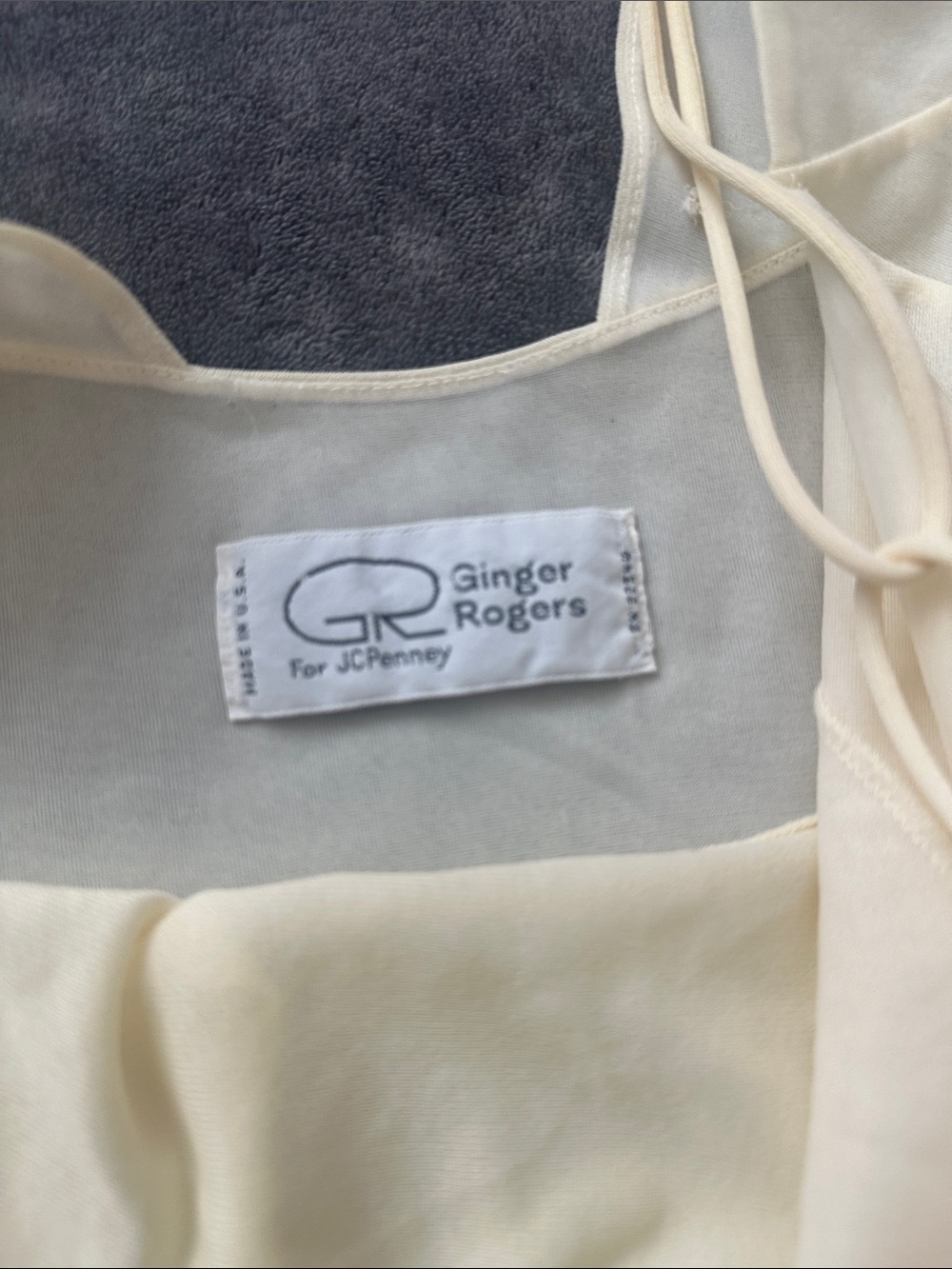Ginger Rogers byJC penny 1970s cream- full maxi slip dress - Picture 2 of 4